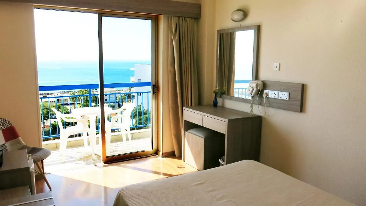 Marina Hotel Айя-Напа