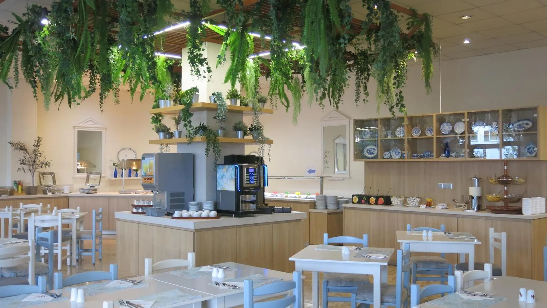 Marina Hotel Айя-Напа